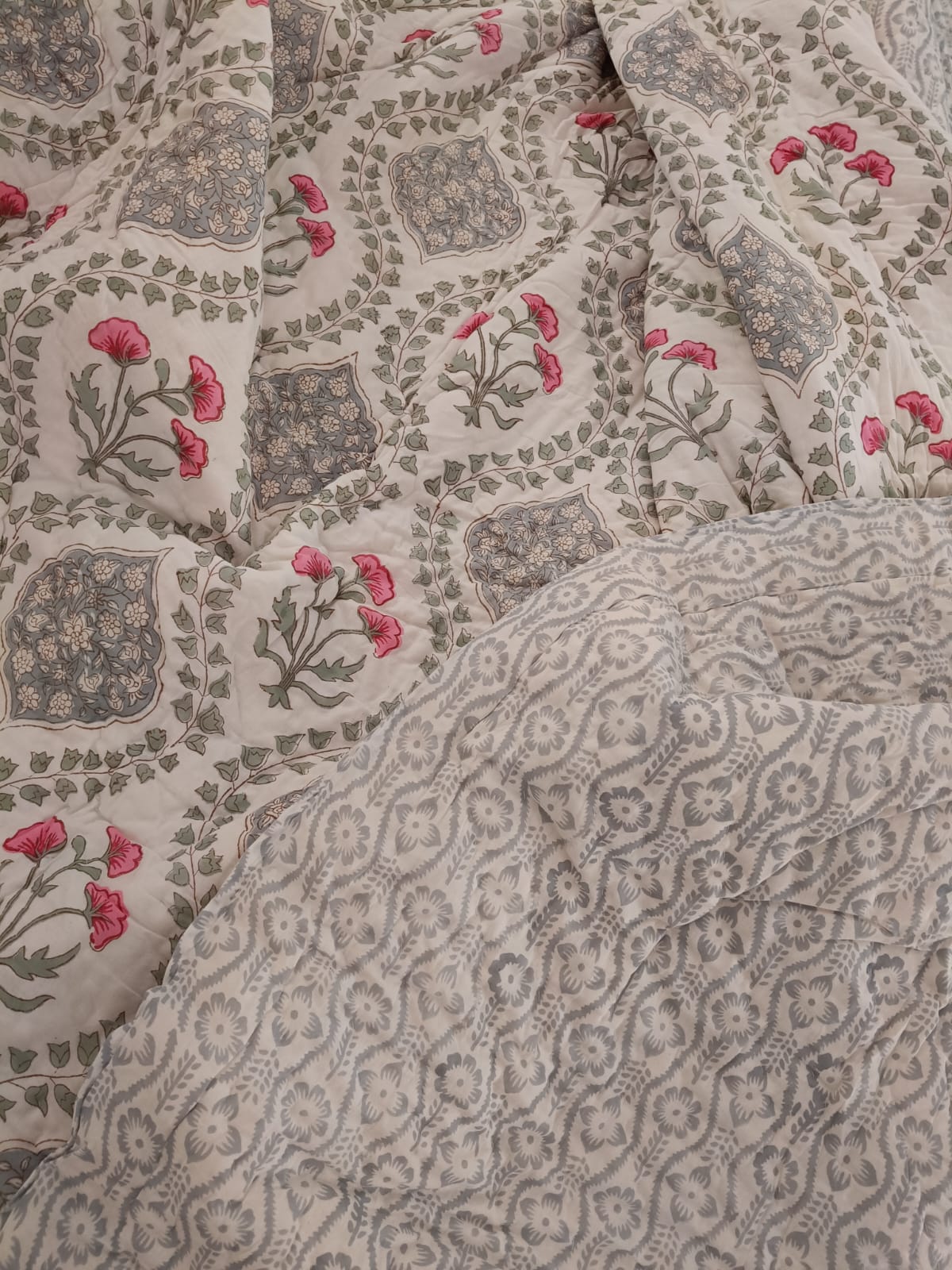 Mughal Garden Grey-Pink Reversible Quilt – Hand Block Printed, Cotton Filled