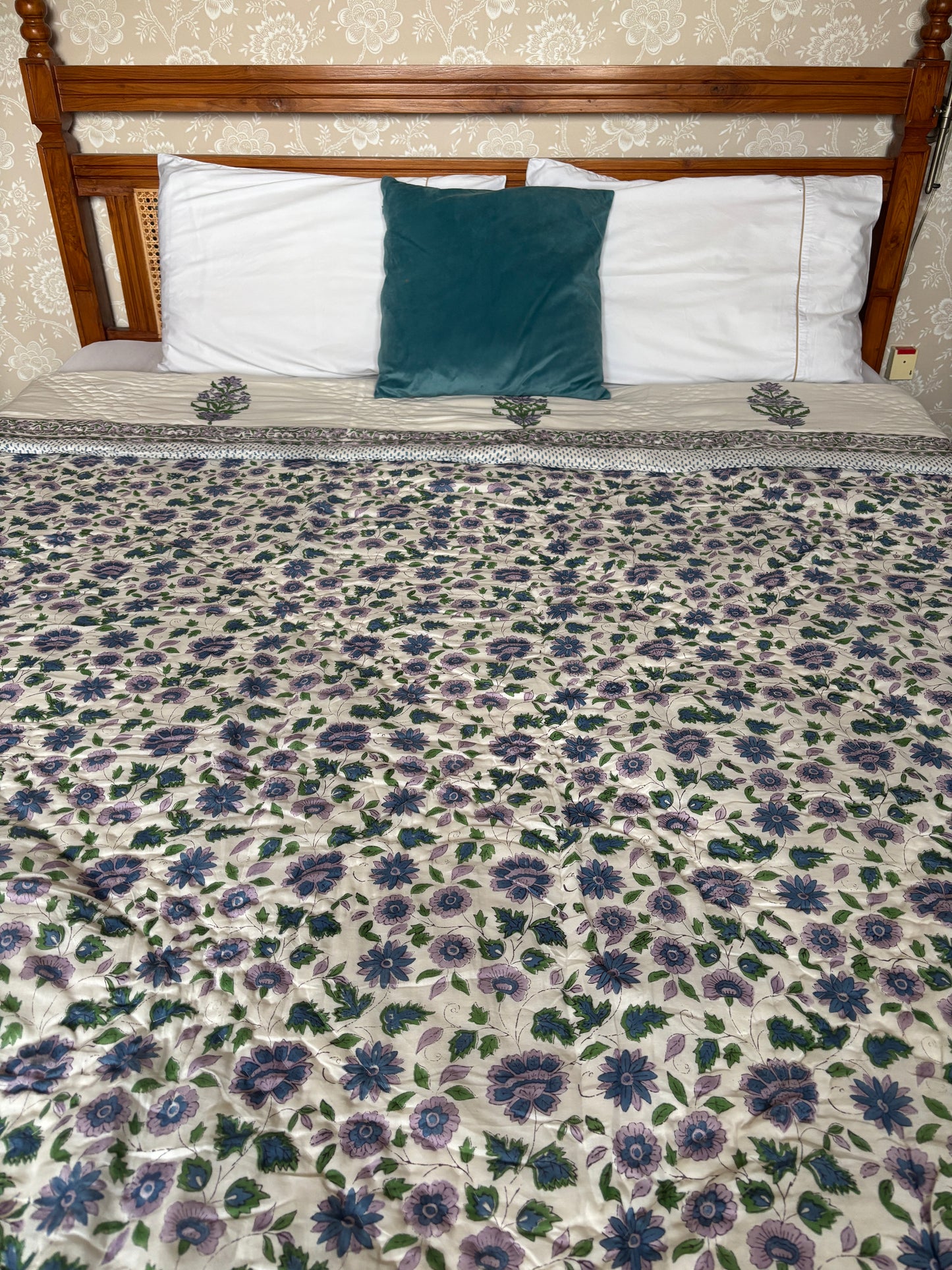 Lavender Bloom Reversible Summer Quilt – Hand Block Printed, Cotton Filled