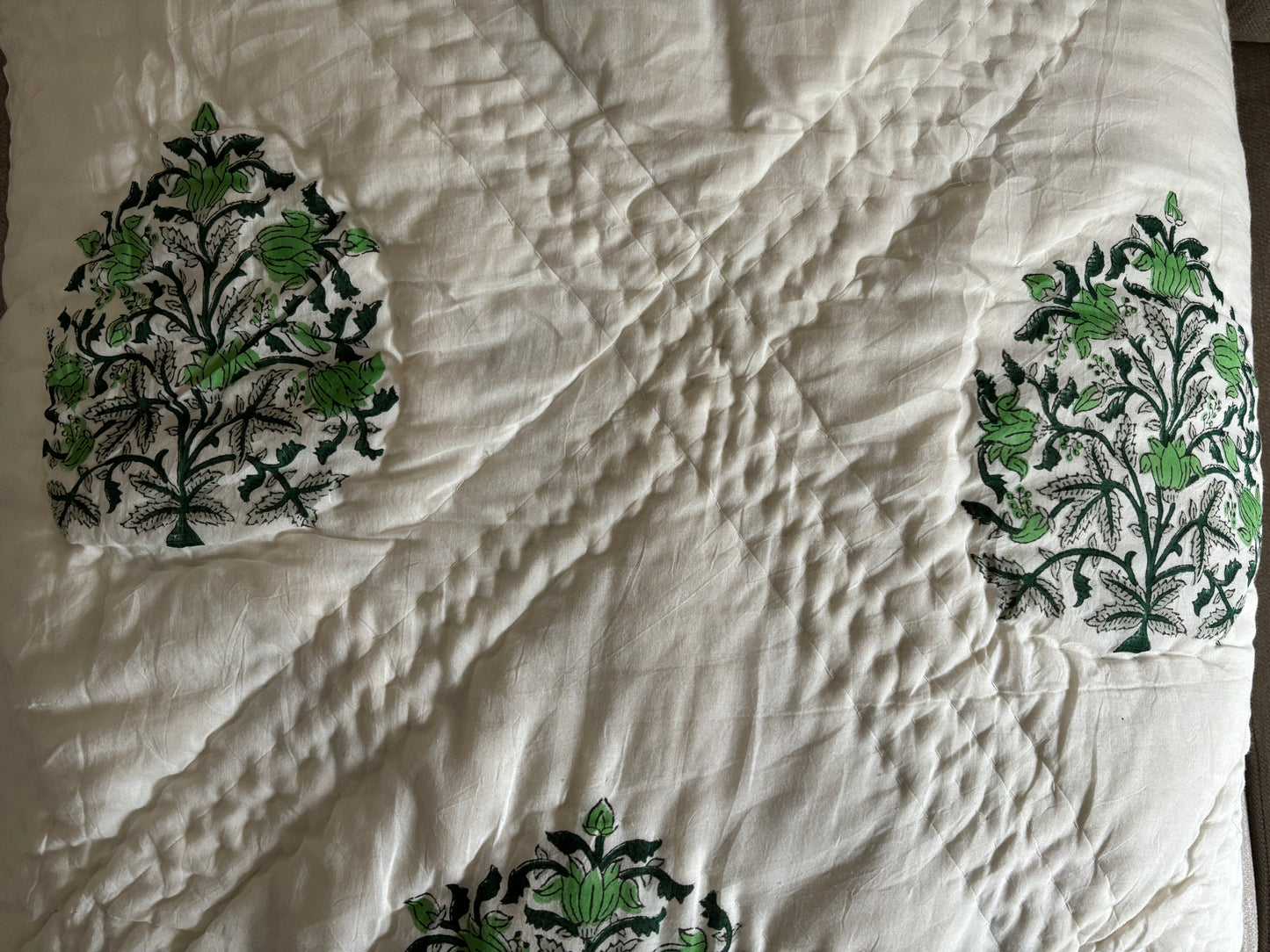 Green Blossoms Dreams Summer Quilt