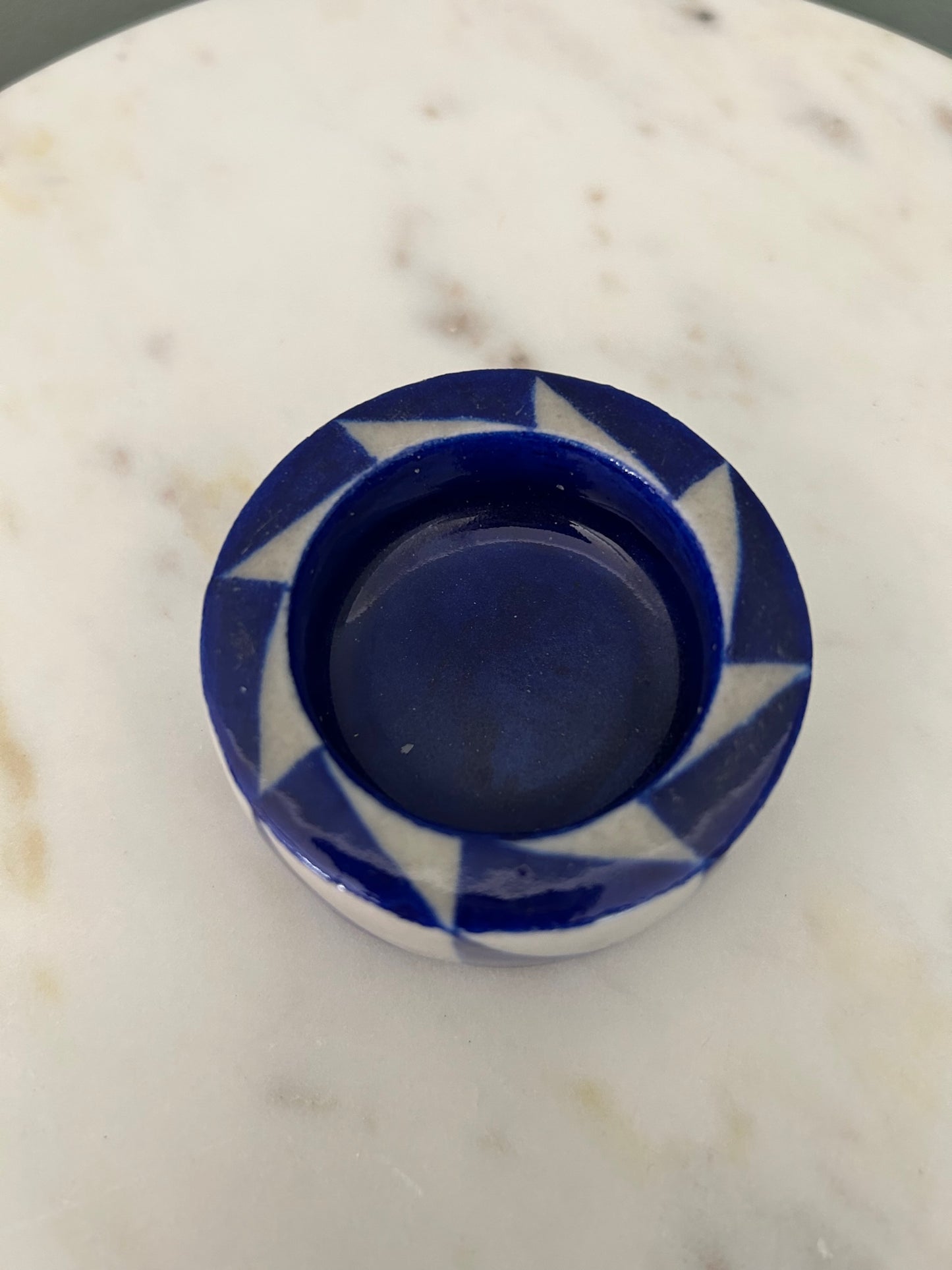 Trikon Blue Round Tea Light Holder