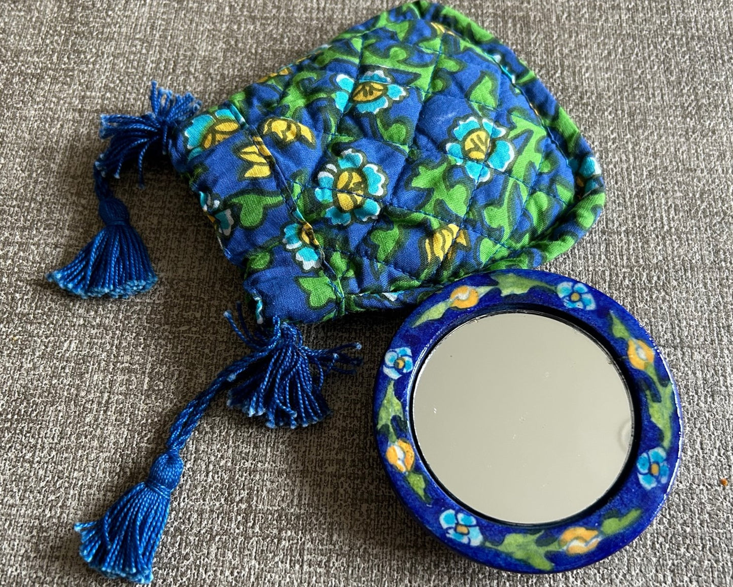 On-the-go Mirror Blue