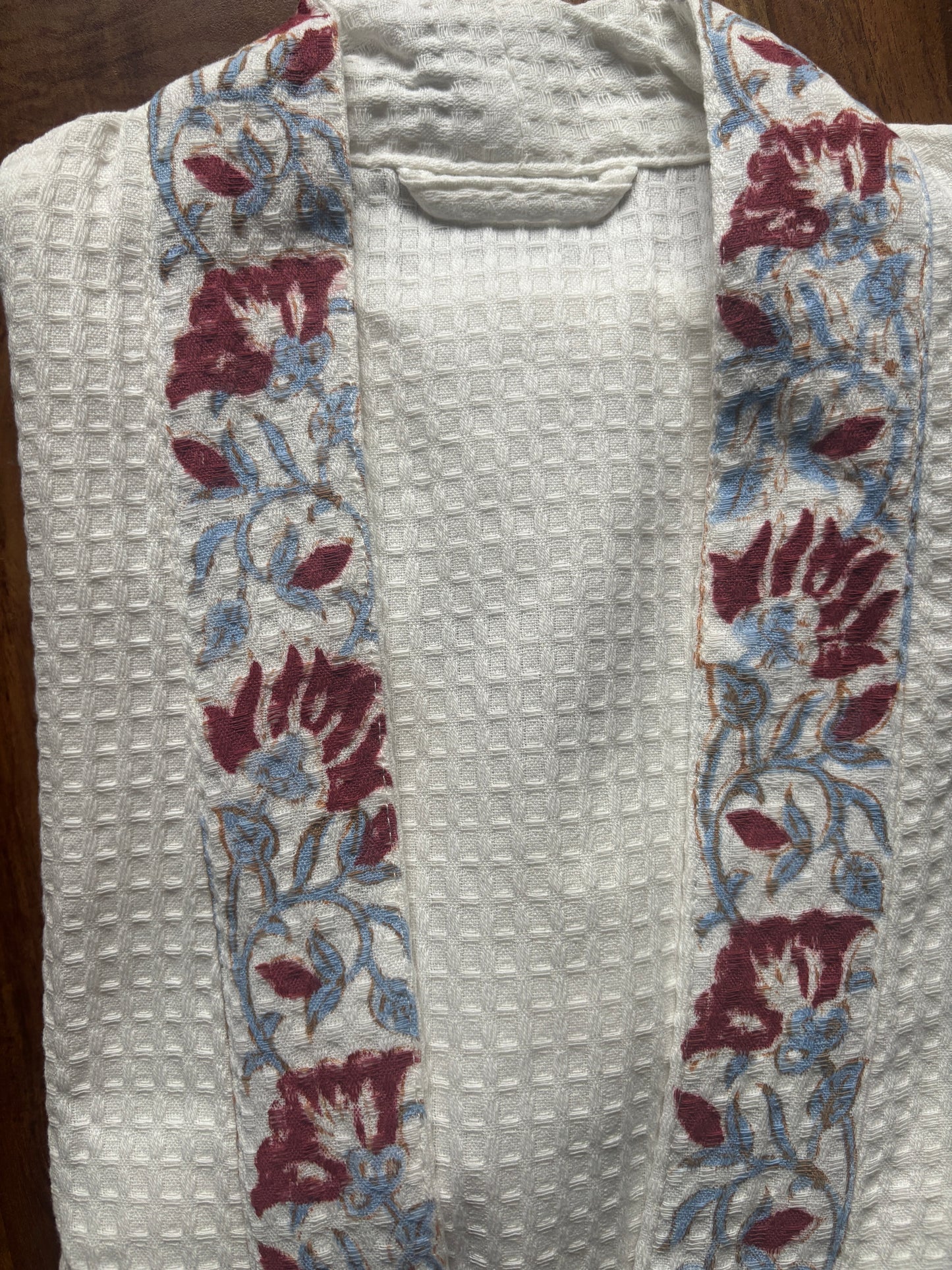 Waffle cotton bathrobe made by block print technique