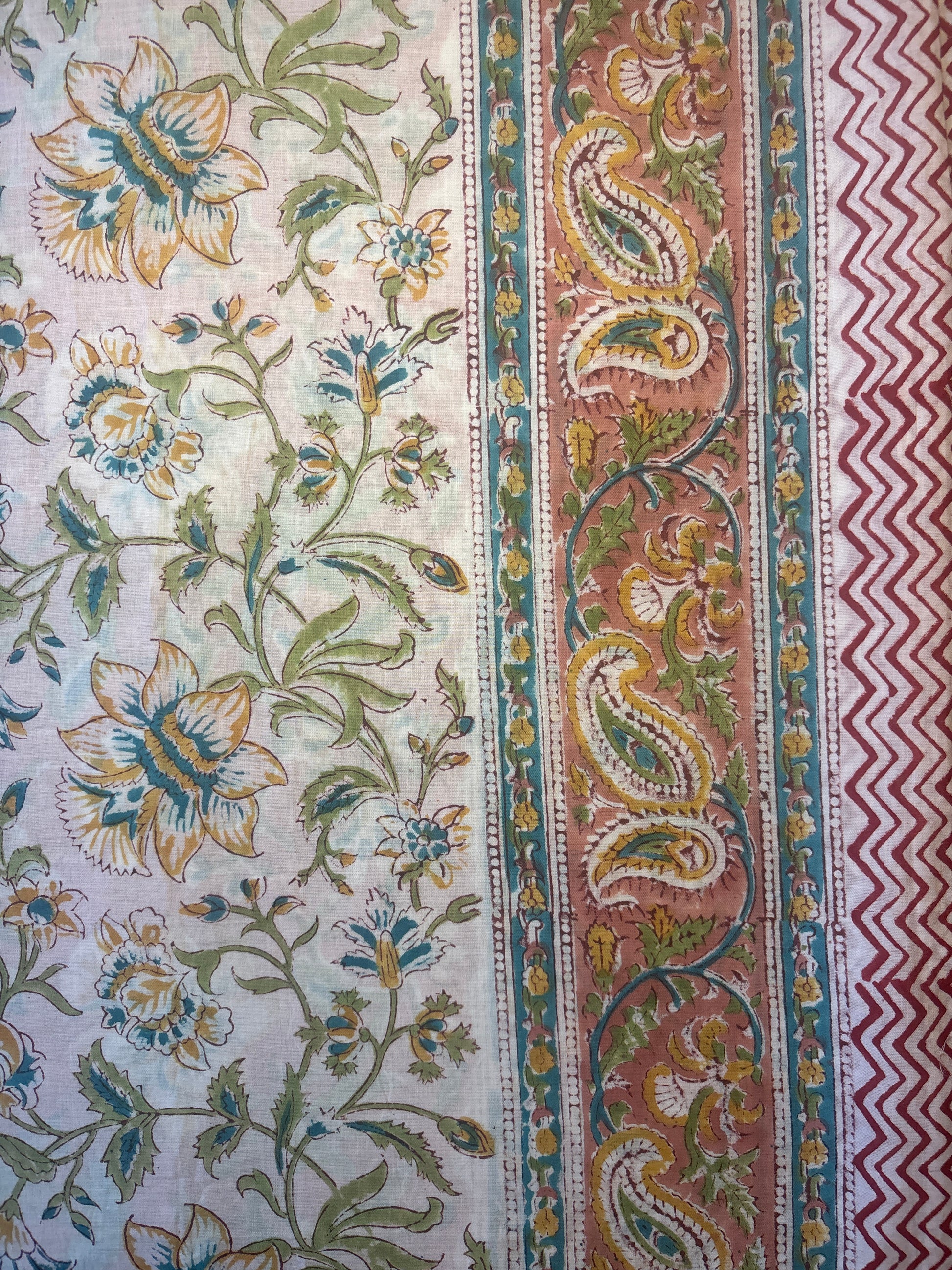 Duvet cover floral pattern